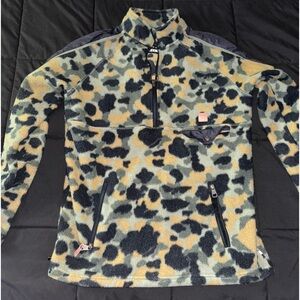 DC fuzzy fleece camo print jacket